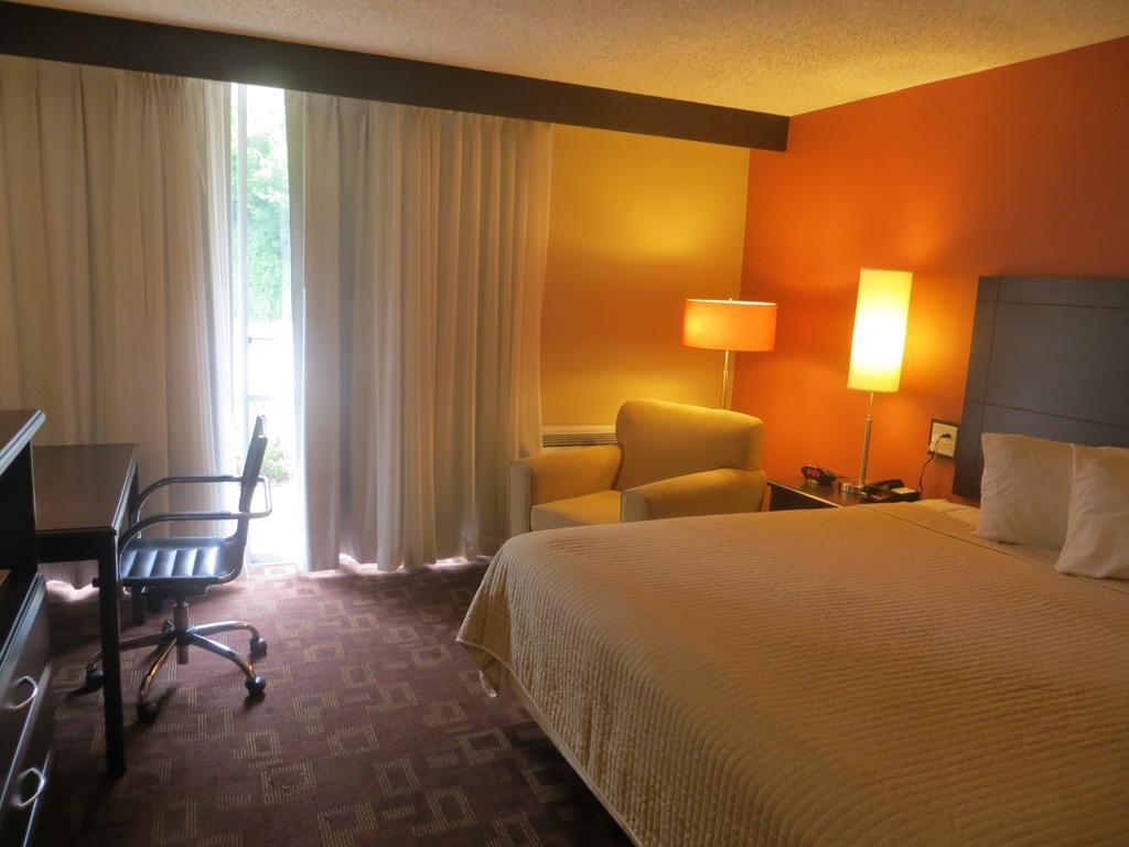 University Inn Austin North エクステリア 写真